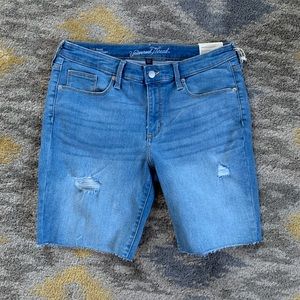 Universal Thread mid rise Bermuda bike short denim